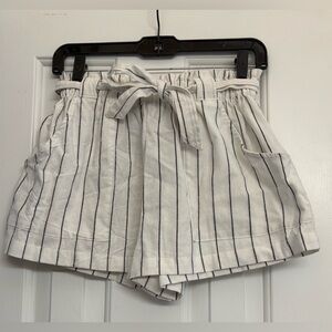 Women’s Sz S rusty shorts